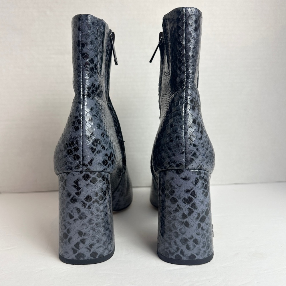 Sam Edelman Codie Bootie in Marina Blue Snake Embossed Leather Square Toe Size 7 - Picture 6 of 12
